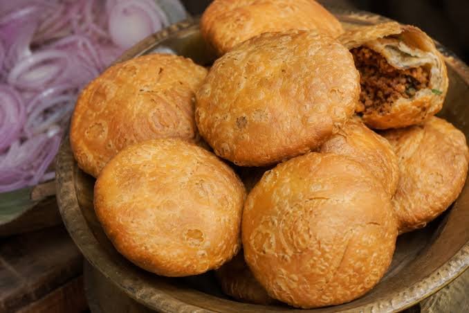 Rawat Misthan Bhandar | Iconic Kachoris in Jaipur kachori image by safarbite